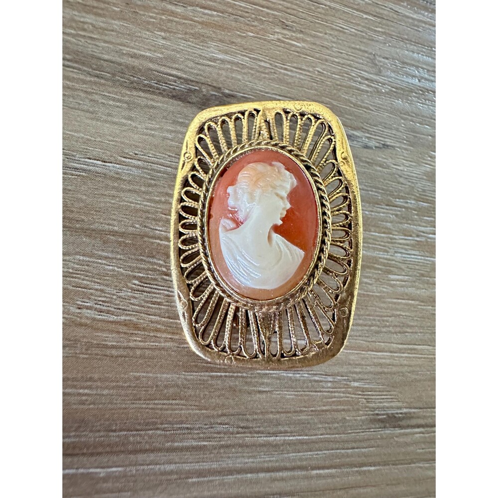 Vintage Victorian Revival Cameo Brooch